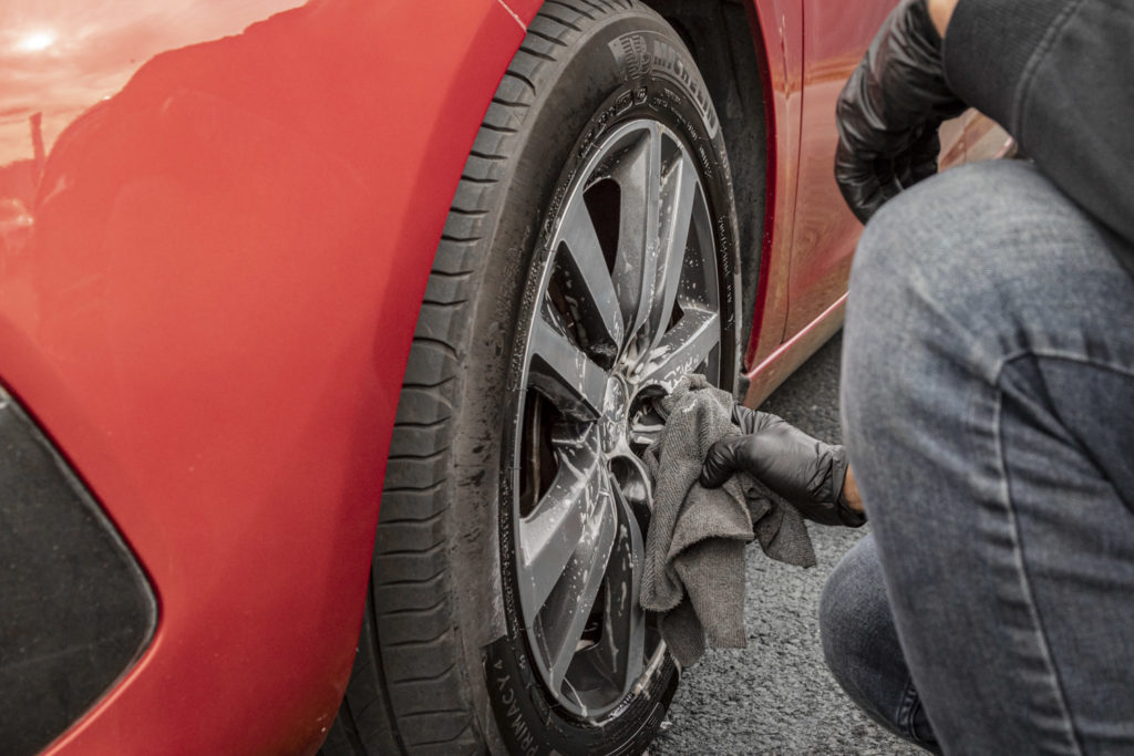 nettoyage de jantes automobile sans eau à st léger par ecomobile